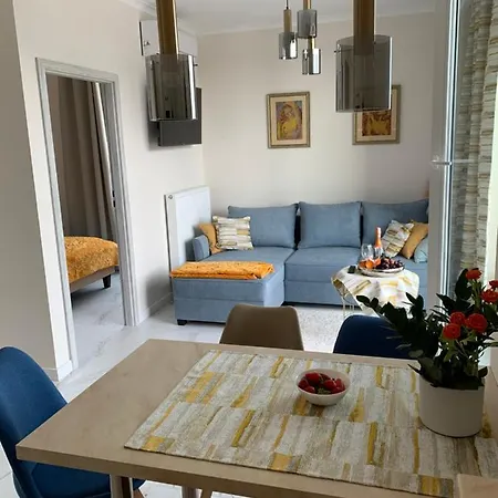 W Slonecznej Dolinie Akuku Apartament Apartman