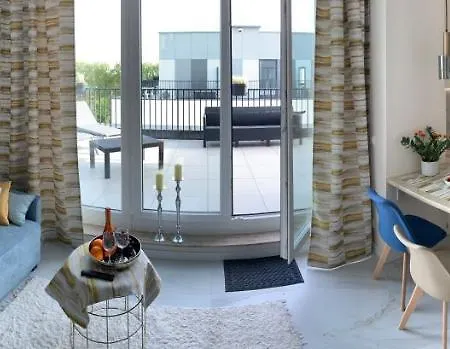 W Slonecznej Dolinie Akuku Apartament Apartman *
