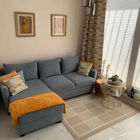 W Slonecznej Dolinie Akuku Apartament *